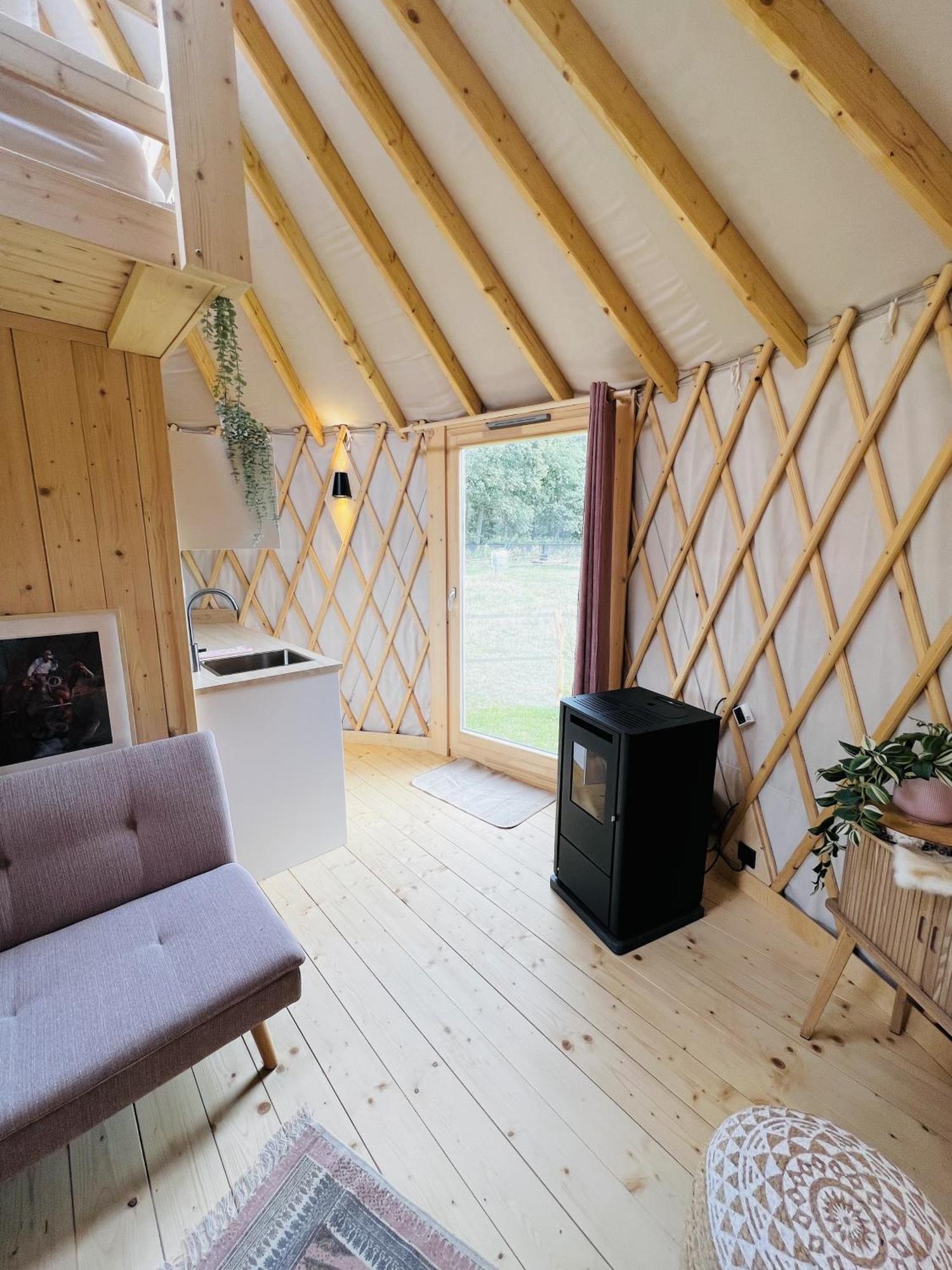 Magnolia Hoeve - Unieke Bestemming Voor Paardenliefhebbers En Bijzondere Overnachtingen In De Natuur Ledeacker 외부 사진